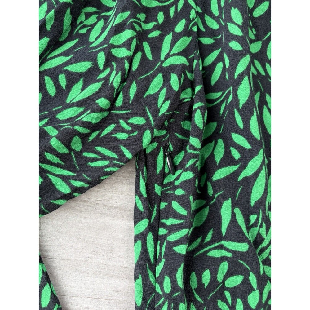 Apricot Green Black Floral Long Sleeve Dress Size 8 V-Neck - Picture 6 of 8